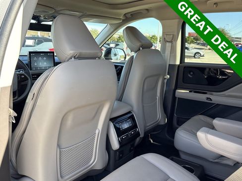 Used 2023 Lincoln Aviator Reserve w/ Equipment Group 201A image 29