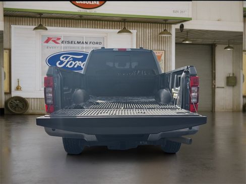 Certified 2022 Ford F350 Lariat w/ Lariat Value Package image 30