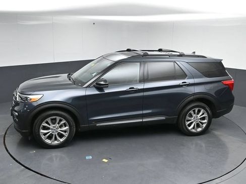 Certified 2024 Ford Explorer XLT w/ Equipment Group 202A AWD/4WD image 47
