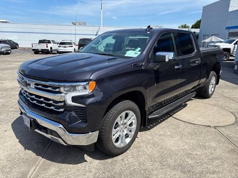 Used 2023 Chevrolet Silverado 1500 LTZ w/ LTZ Premium Package AWD/4WD image 4