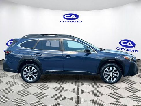 Used 2023 Subaru Outback Limited XT AWD/4WD image 2
