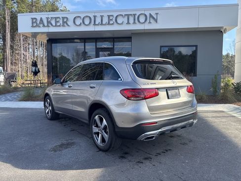 Used 2022 Mercedes-Benz GLC 300 w/ Premium Package Lite image 10