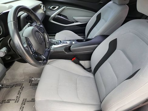 Used 2022 Chevrolet Camaro LT RWD image 12