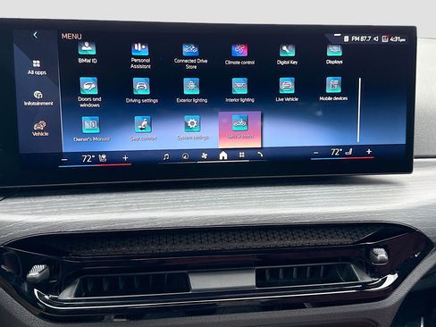 New 2026 BMW 330i Sedan RWD image 30