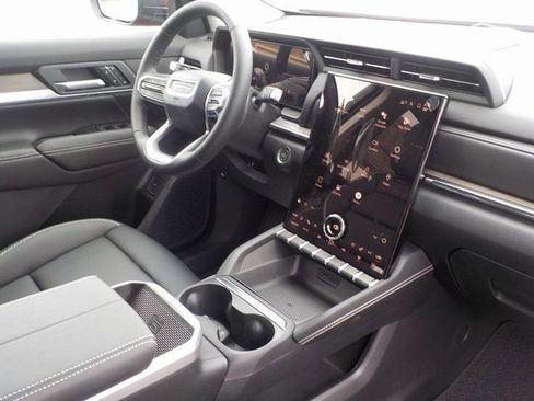 New 2026 GMC Terrain Denali image 27