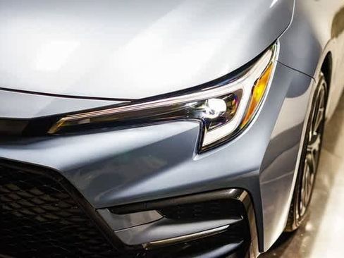 Certified 2025 Toyota Corolla SE image 8