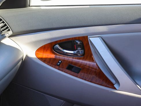 Used 2008 Toyota Camry XLE image 21