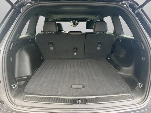 Used 2022 Jeep Grand Cherokee Altitude image 13