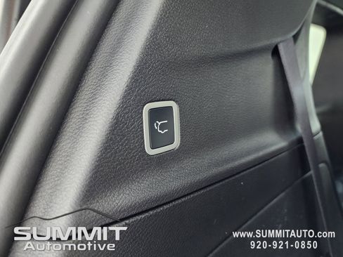 New 2026 Chrysler Voyager LX image 28