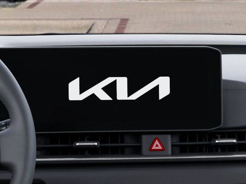 New 2026 Kia Carnival EX FWD image 25