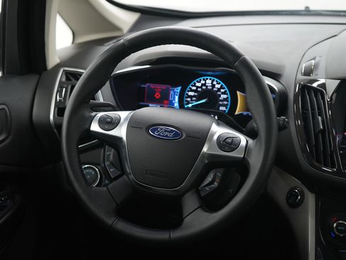 Used 2013 Ford C-MAX SEL image 16
