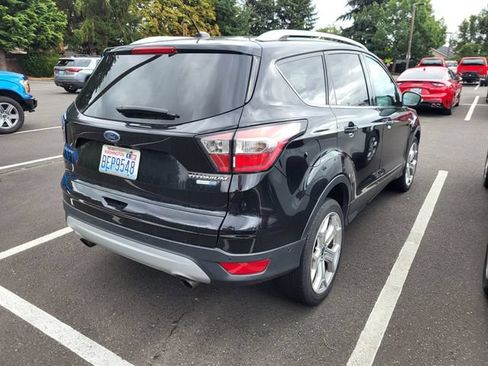 Used 2017 Ford Escape Titanium w/ Equipment Group 301A AWD/4WD image 3