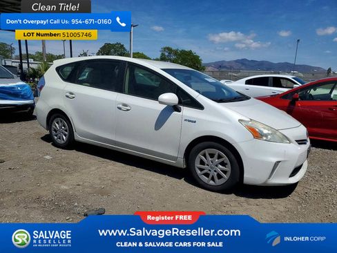 Used 2012 Toyota Prius V Three image 5