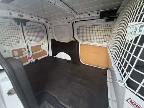 Used 2015 Ford Transit Connect XLT image 22