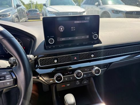 Used 2023 Honda Civic EX image 10