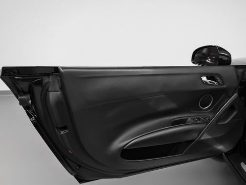 Used 2011 Audi R8 V10 image 59