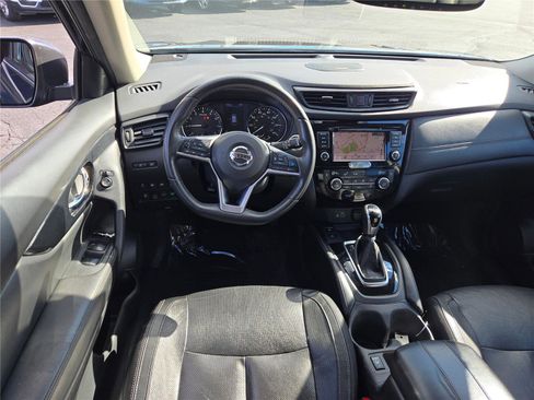 Used 2020 Nissan Rogue SL w/ Premium Package image 21