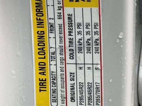 Used 2017 Cadillac Escalade ESV Luxury image 20