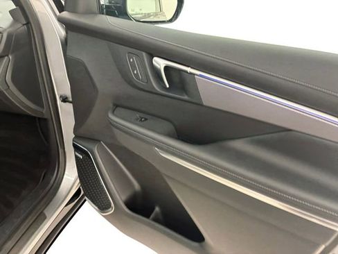 Certified 2025 Buick Enclave Sport Touring image 15