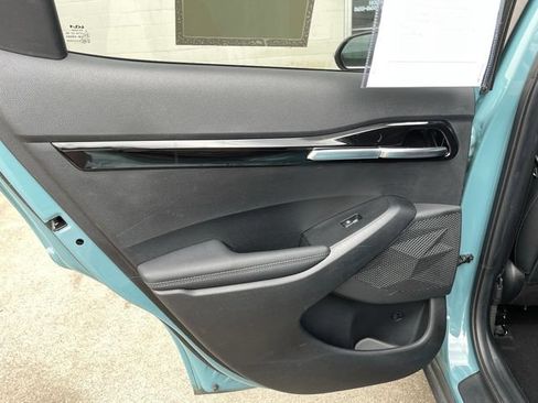 Used 2024 Kia Seltos S AWD/4WD image 28