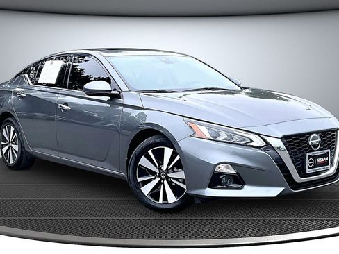 Used 2021 Nissan Altima 2.5 SL AWD/4WD image 1