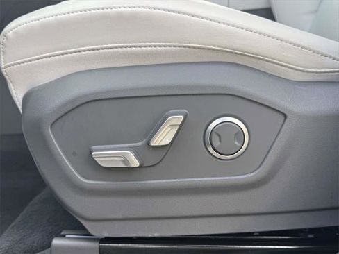 Used 2025 Hyundai Santa Fe SEL image 16