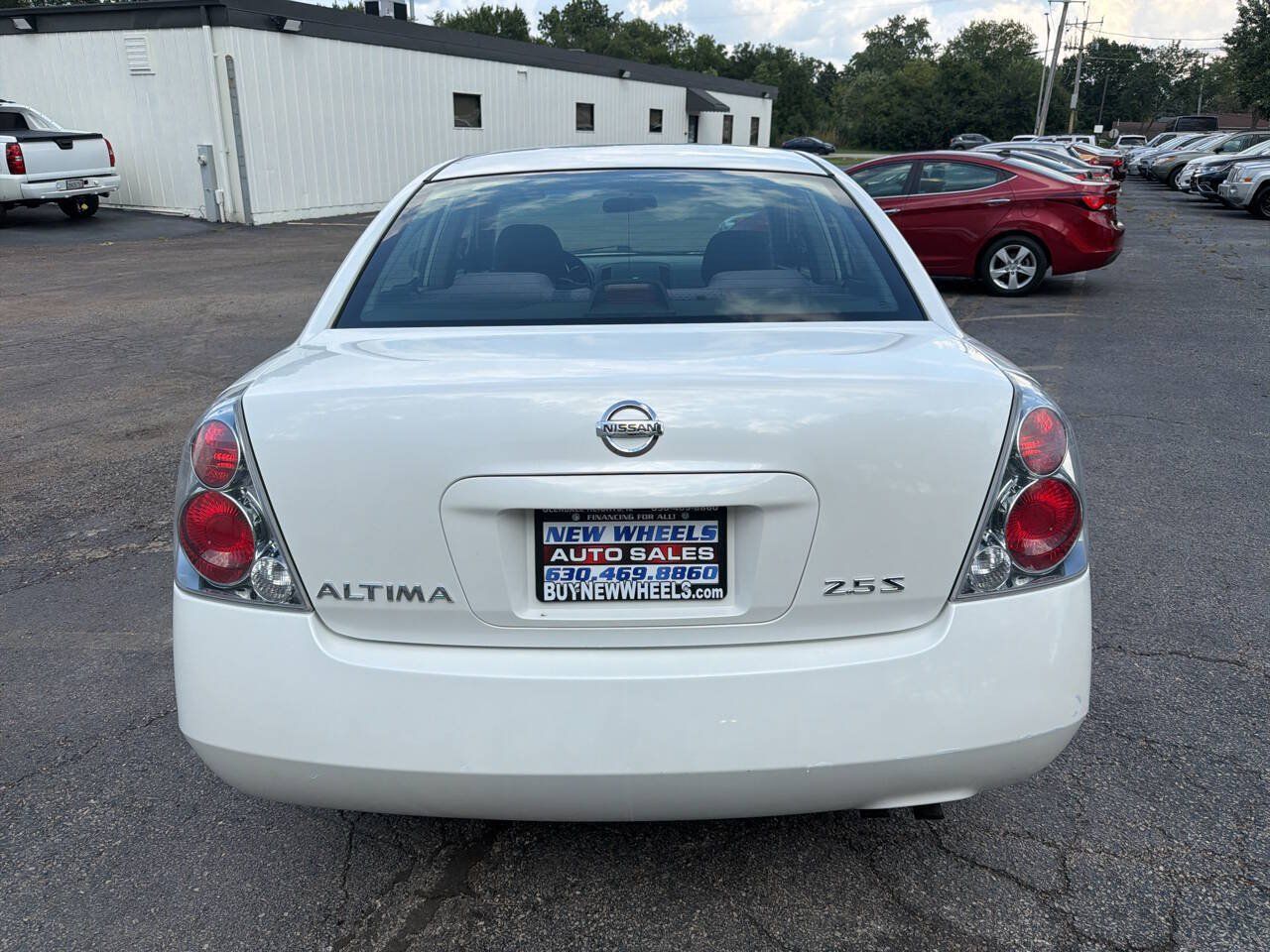 Used 2005 Nissan Altima 2.5 S w/ (F01) Convenience Pkg FWD image 5
