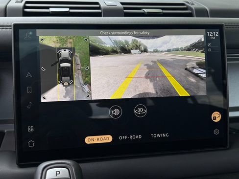 Used 2025 Land Rover Defender 110 V8 AWD/4WD image 40