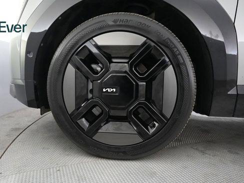 Used 2024 Kia EV9 GT-Line image 19