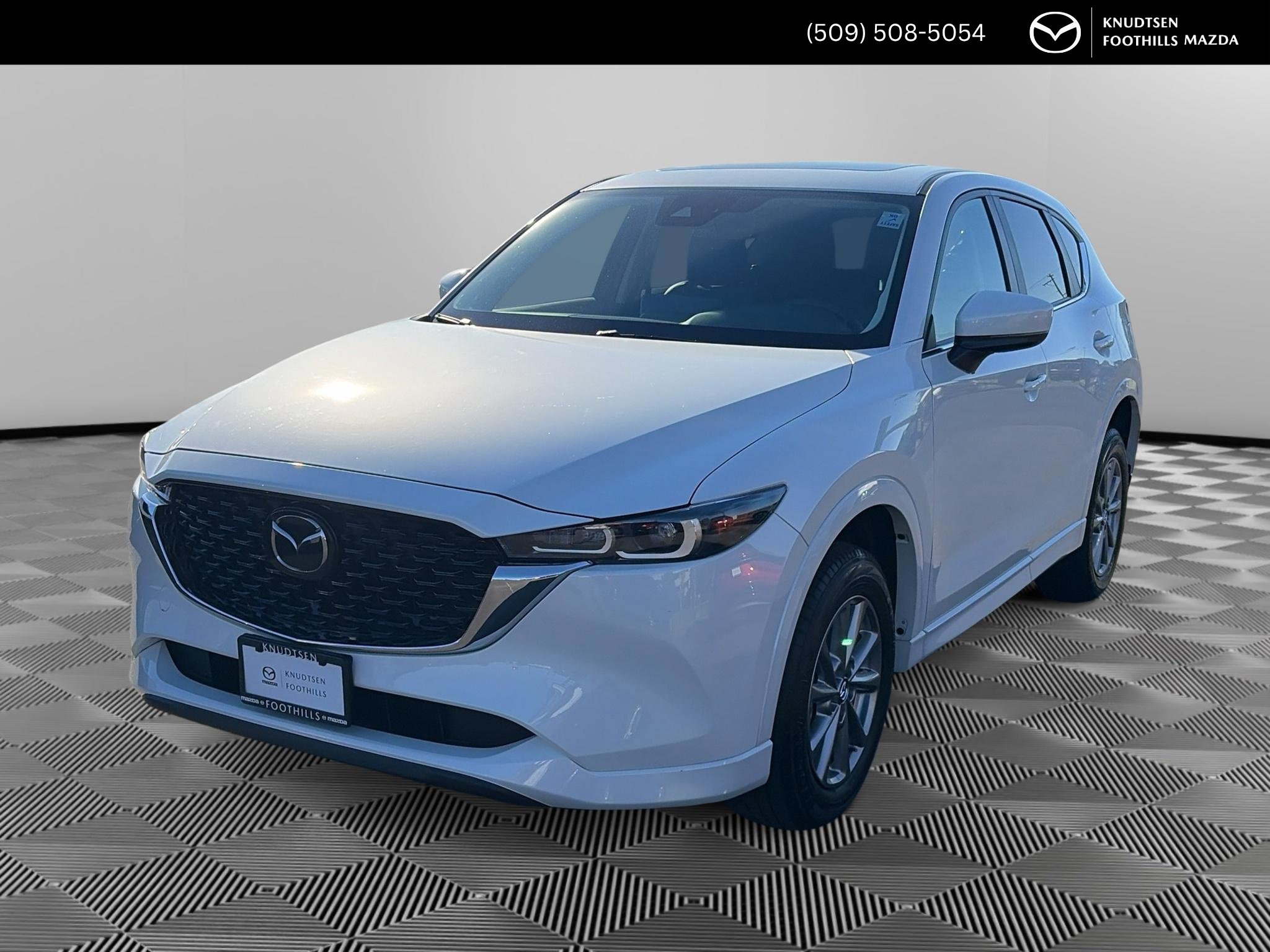 Used 2025 MAZDA CX-5 AWD 2.5 S w/ Preferred Package image 3