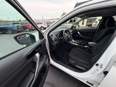 Used 2020 Mitsubishi Eclipse Cross ES FWD image 22