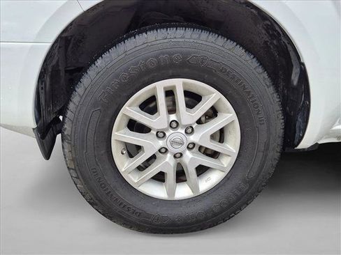 Used 2019 Nissan Frontier SV RWD image 14