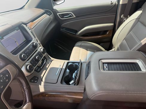 Certified 2019 GMC Yukon Denali w/ Denali Ultimate Package AWD/4WD image 18