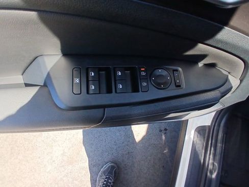 New 2026 Kia Sportage EX FWD image 13