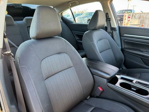 Used 2023 Nissan Altima 2.5 SV image 19