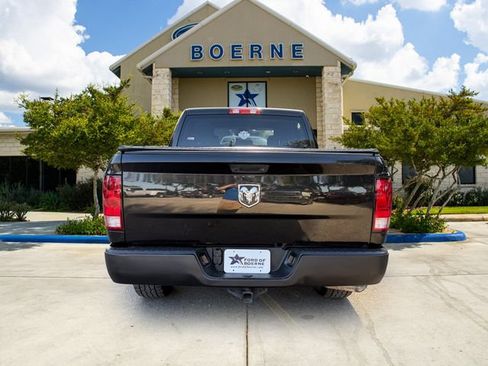 Used 2018 RAM 1500 Express w/ Express Value Package RWD image 4