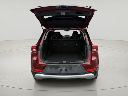 Used 2022 Chevrolet TrailBlazer LT AWD/4WD image 9