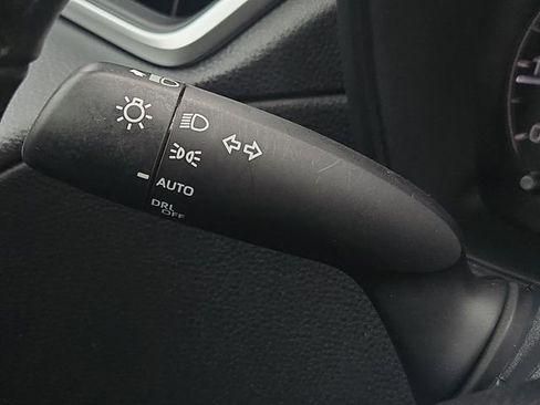 Used 2023 Toyota Corolla Cross LE w/ Moonroof Package AWD/4WD image 29