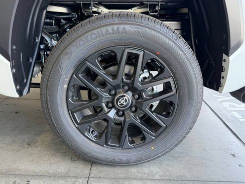New 2026 Toyota Tundra Limited AWD/4WD image 14