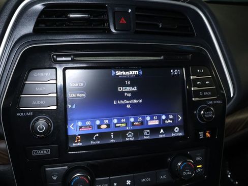 Used 2017 Nissan Maxima Platinum w/ Interior Lighting Package image 27