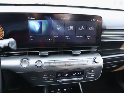 Certified 2025 Hyundai Kona SEL image 21