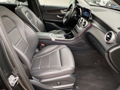Used 2020 Mercedes-Benz GLC 300 4MATIC w/ Parking Assistance Package image 22