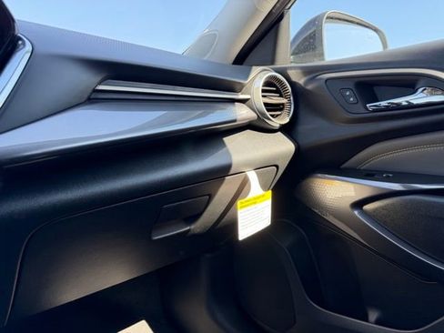 New 2026 Chevrolet Trax ACTIV w/ Driver Confidence Package FWD image 26