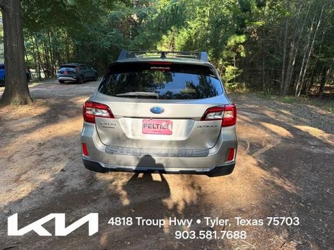 Used 2016 Subaru Outback 2.5i Limited AWD/4WD image 10