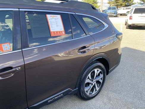 Used 2020 Subaru Outback Limited w/ Tech Package 2 AWD/4WD image 58