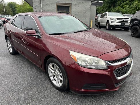Used 2015 Chevrolet Malibu LT w/ Power Convenience Package FWD image 3
