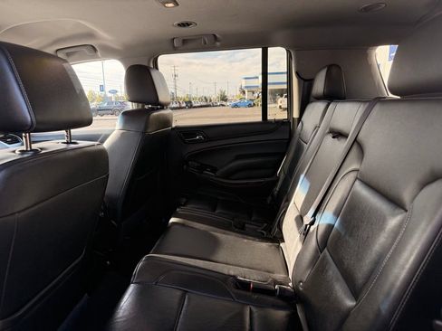Used 2019 Chevrolet Suburban LT AWD/4WD image 17