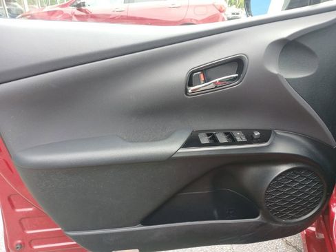 Used 2020 Toyota Prius Prime XLE FWD image 11