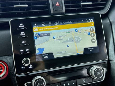 Used 2019 Honda Insight Touring image 2