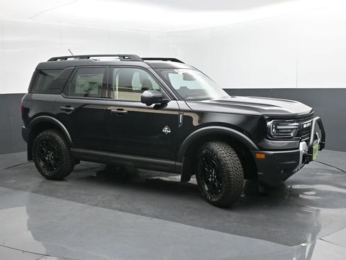 New 2025 Ford Bronco Sport Outer Banks w/ Sasquatch Outer Banks Package AWD/4WD image 8